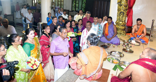 Christian delegation visits Sanghaniketan Ganeshotsav